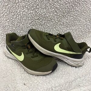 Boys Nike Green Athletic Shoes